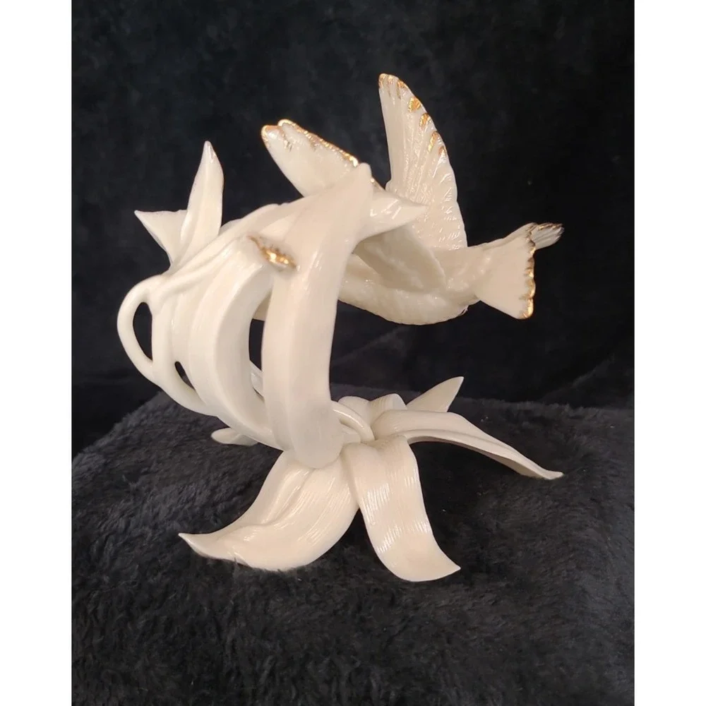 Beautiful Lenox Porcelain Classic Hummingbird Ivory Sculpture Figurine READ - Picture 14 of 16
